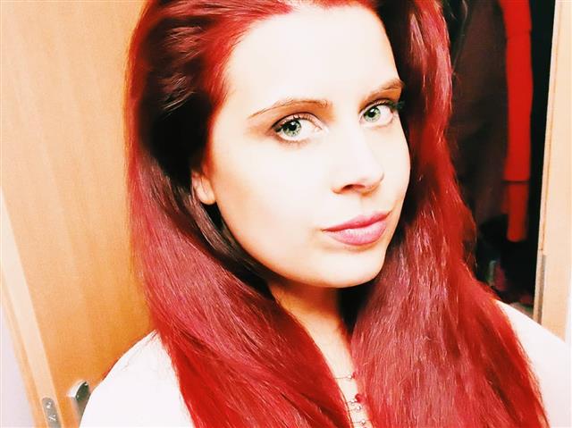 HoneyLippps92 Vorschaubild