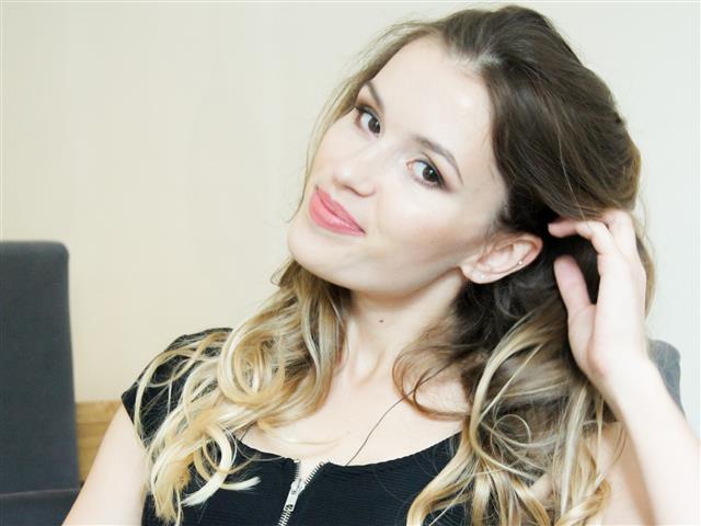 Carly Vorschaubild