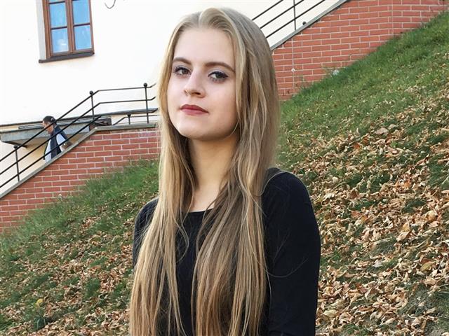 sweetblondeNicole Vorschaubild
